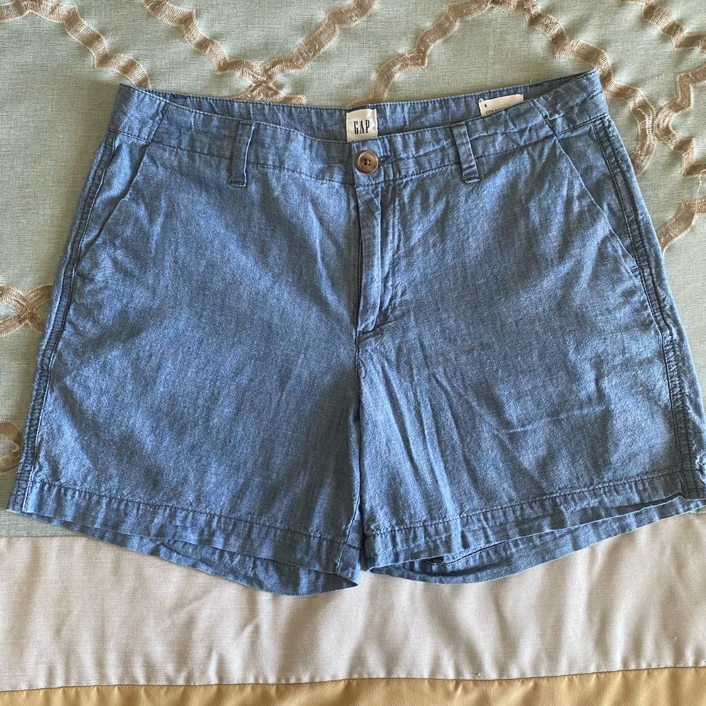 GAP City Shorts Womens Sz 6 Chambray Mid Rise 5" Inseam